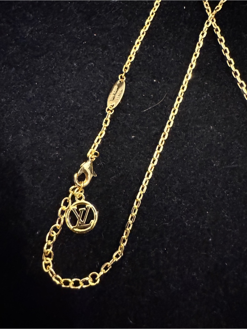 Louis Vuitton Damier Gold Key & Pearl Charm Necklace with Iridescent Flower - Picture 5 of 6
